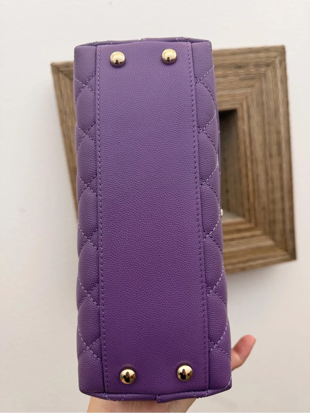 NEW w/ Receipt CHANEL 22P Purple Violet Caviar Light GHW Small Coco Handle Flap